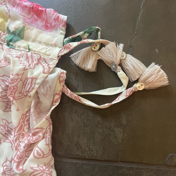 Johnny Was Los Angeles rayon V Neck Top flowy size small - Picture 6 of 8